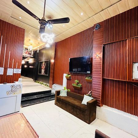Pallav Guest House Ujjain Eksteriør billede